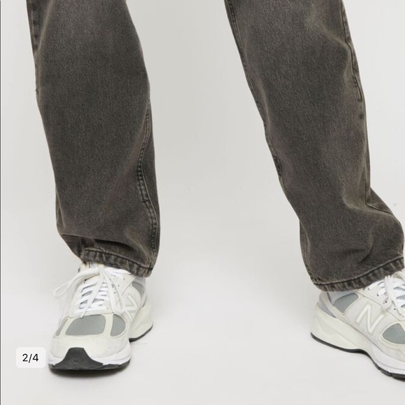 Dynamite Amber 90’s Loose Jeans | Womens - Picture 3 of 16